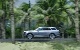 Hongqi E-HS9